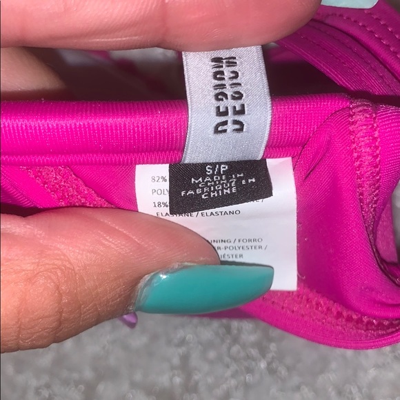 Perfect bathing suit for summer! - Picture 3 of 3